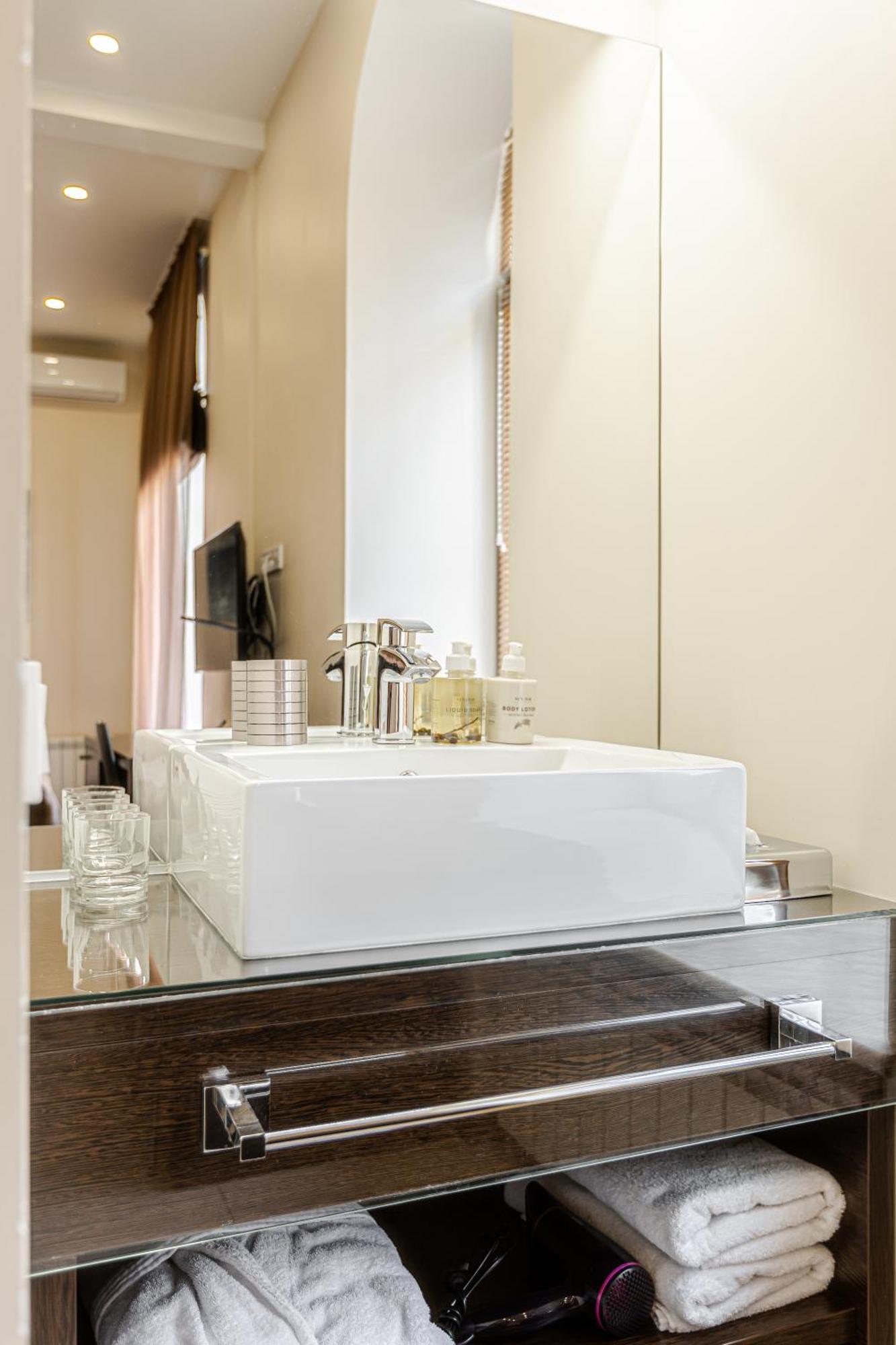 Incognito Boutique Hotel Κίεβο Εξωτερικό φωτογραφία